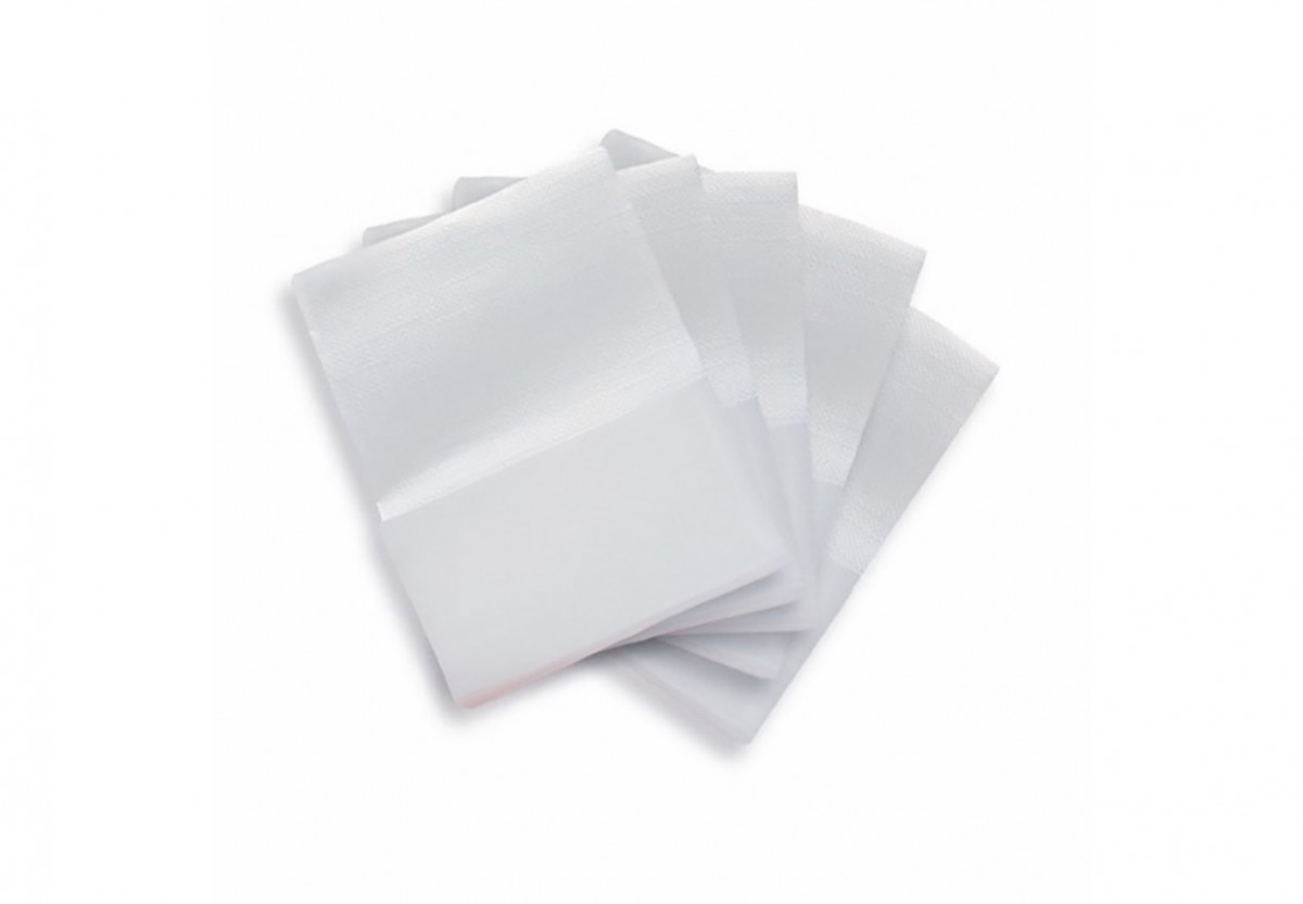 Tovagliolo pura cell. 17x17 bianco - 1 v 2000 pz x cf - 8 cf x ct